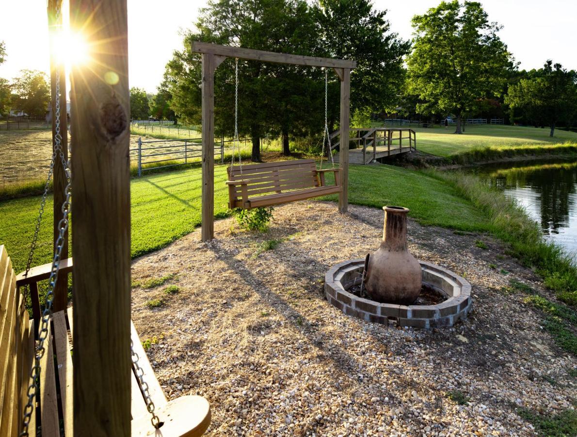 Moon Lake Farm Chesterville Esterno foto